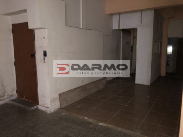 REAL OPORTUNIDAD EN BALVANERA  AMPLIO LOCAL  DIAFANO DE 180 M2  APROX IDEAL SUPERMERCADO, ETC