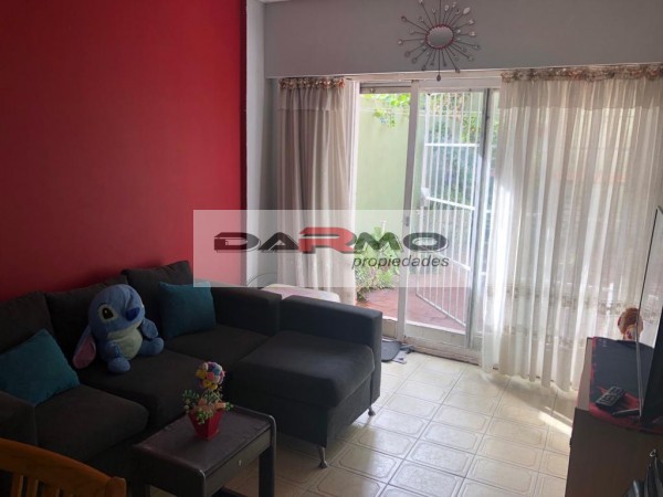 EXCELENTE DEPARTAMENTO 3 AMBIENTES CON AMPLIO PATIO EN PLANTA BAJA, SOBRE BOULEVAR RIESTRA - VILLA LUGANO