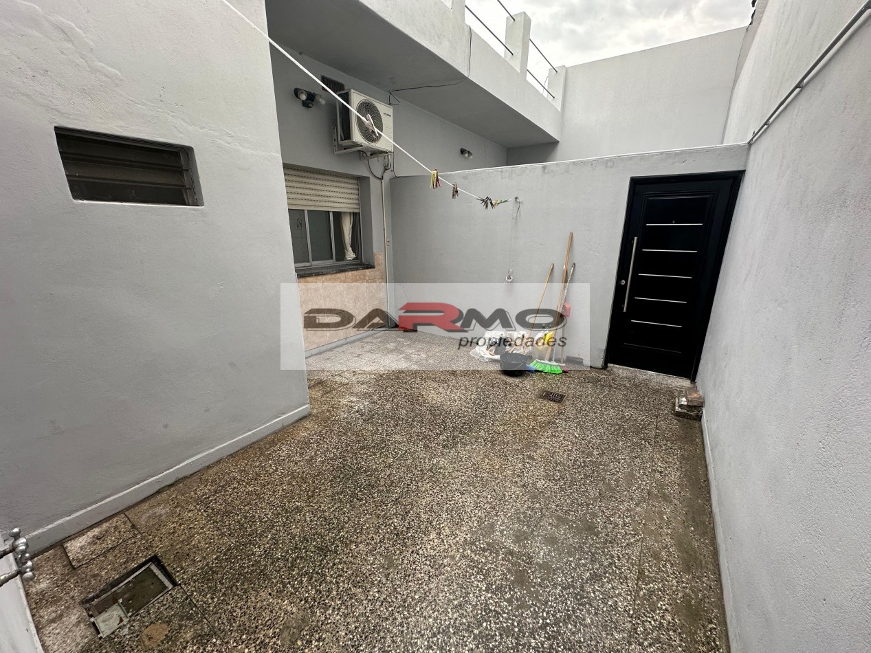 PH 3 Amplios Ambientes en alquiler Al Frente con Patio Todo en Planta Baja - Villa Lugano