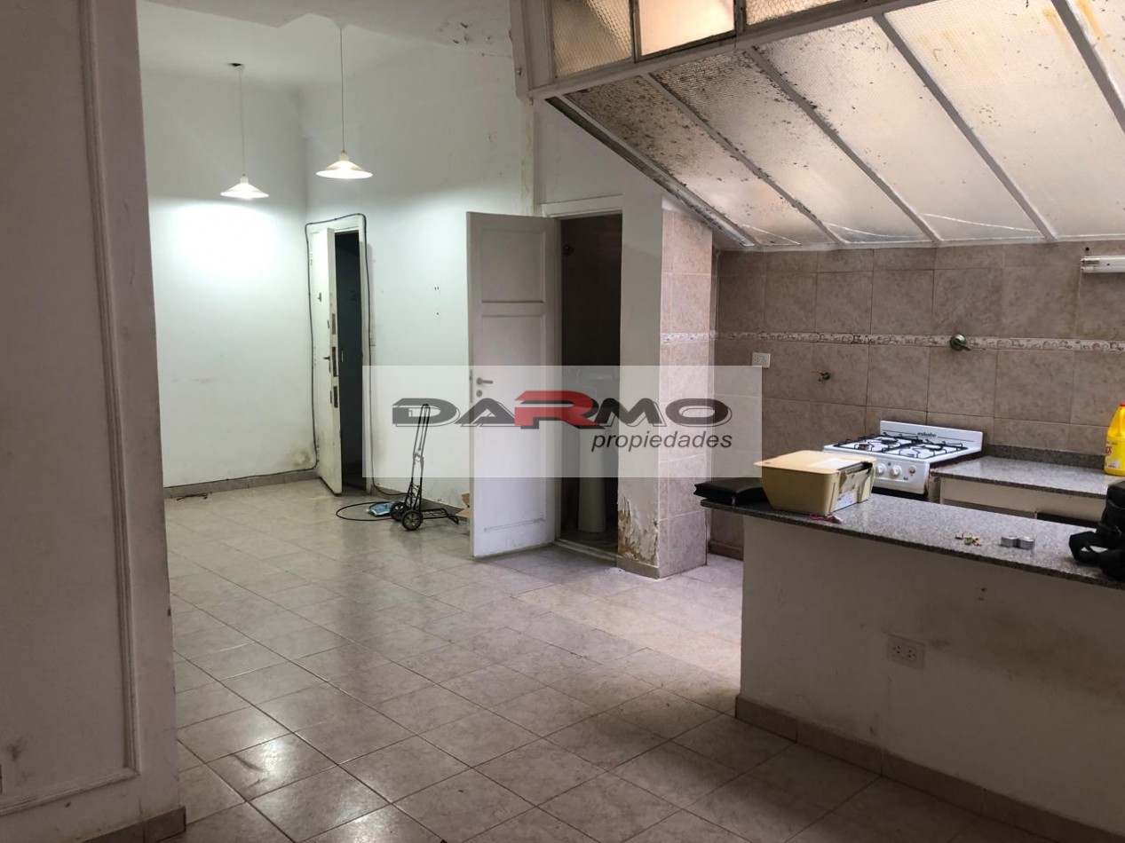 ALQUILER DEPARTAMENTO 3 AMB USO COMERCIAL BARRIO ONCE - LAVALLE Y PASO A METROS DE AV PUEYRREDON