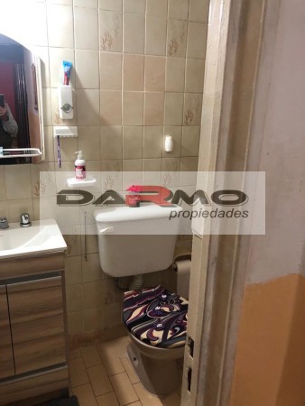 EXCELENTE DEPARTAMENTO 3 AMBIENTES CON AMPLIO PATIO EN PLANTA BAJA, SOBRE BOULEVAR RIESTRA - VILLA LUGANO