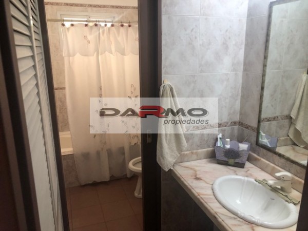 CASA 4 AMBIENTES CON GARAJE EN VILLA LUGANO