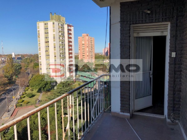 DEPARTAMENTO SEMIPISO 4 AMBIENTES BARRIO GRAL PAZ - VILLA CELINA