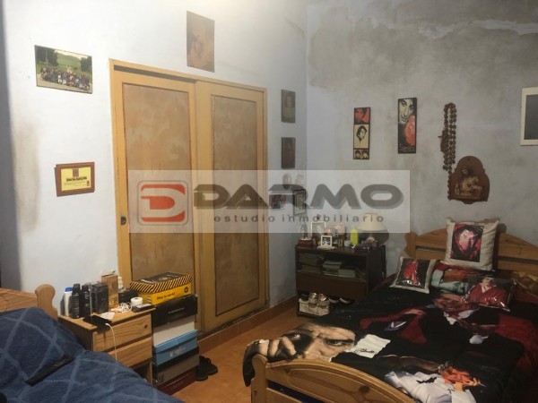 PH EN VENTA 3 AMBIENTES EN PLANTA BAJA CON PATIO BARRIO PARQUE AVELLANEDA - VENTA URGENTE