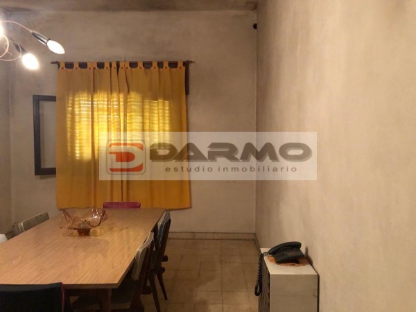 CASA IDEAL 2 FAMILIAS DE 3 AMBIENTES CADA UNA ZONA VILLA LUGANO