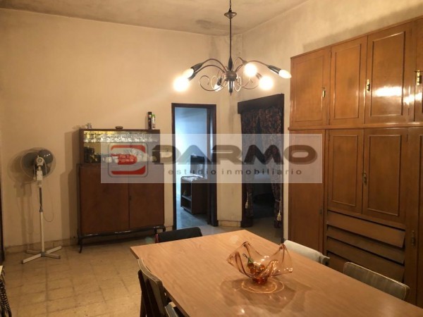 CASA IDEAL 2 FAMILIAS DE 3 AMBIENTES CADA UNA ZONA VILLA LUGANO