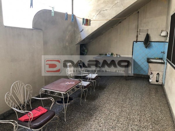 CASA IDEAL 2 FAMILIAS DE 3 AMBIENTES CADA UNA ZONA VILLA LUGANO