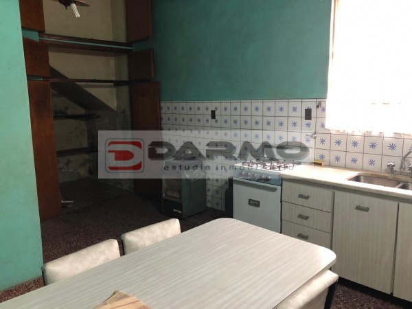 CASA IDEAL 2 FAMILIAS DE 3 AMBIENTES CADA UNA ZONA VILLA LUGANO