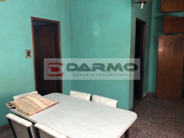 CASA IDEAL 2 FAMILIAS DE 3 AMBIENTES CADA UNA ZONA VILLA LUGANO