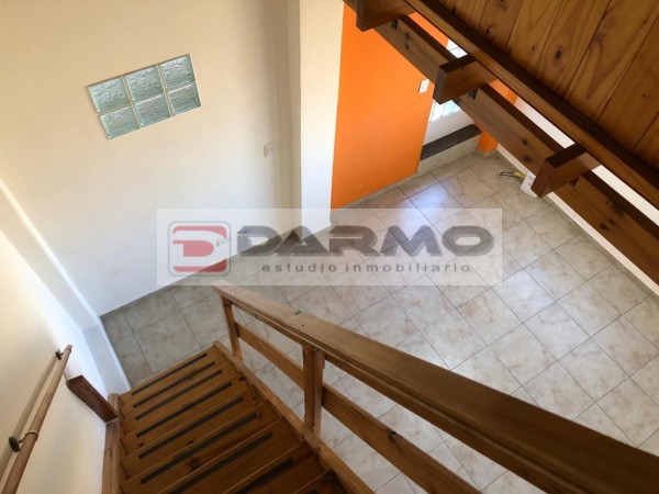 EXCELENTE PH 2 AMBIENTES EN ALQUILER TIPO DUPLEX CON PATIO