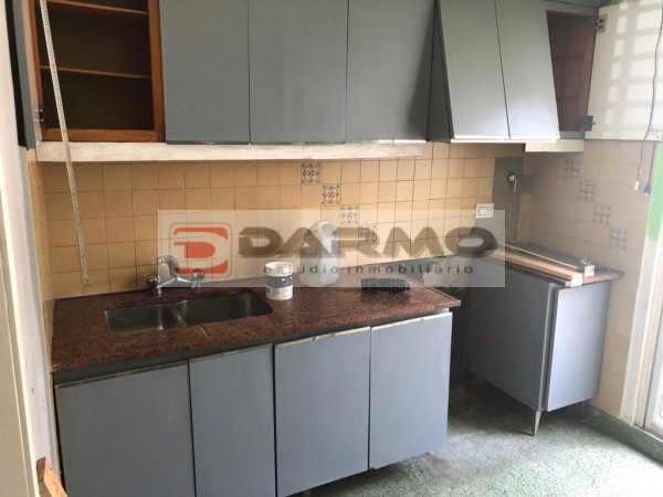 CASA DE 3 AMBIENTES EN ALQUILER CON GALPON IDEAL TALLER DE COSTURA, TALLER MECANICO EN VALENTIN ALSINA - LANUS