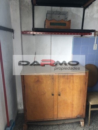 Departamento tipo PH de 3 Amplios Ambientes Al Frente con terraza, 2o piso por escalera - Villa Lugano