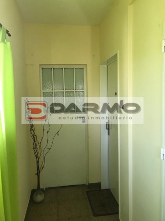 VENTA BARRIO AUTOPISTA EXCELENTE 4 AMB BALCON (TAPIALES)
