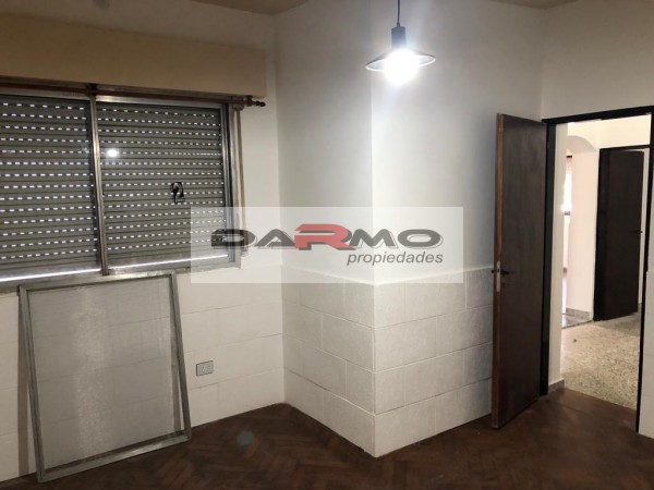 PH 3 Amplios Ambientes en alquiler Al Frente con Patio Todo en Planta Baja - Villa Lugano