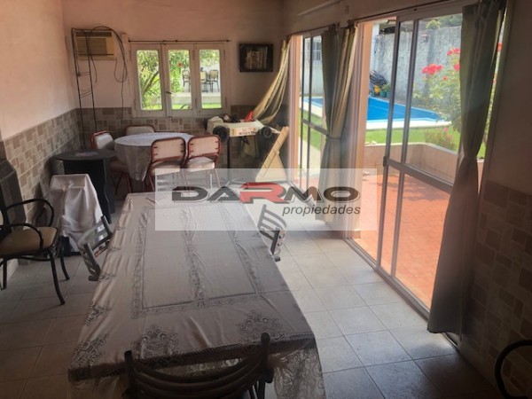 CASA 4 AMBIENTES CON GARAJE EN VILLA LUGANO