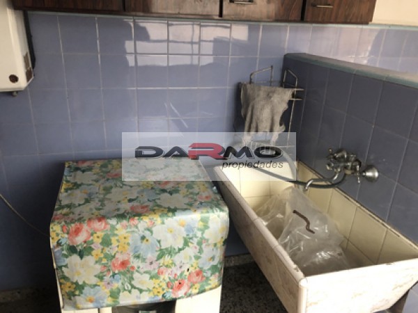 Departamento tipo PH de 3 Amplios Ambientes Al Frente con terraza, 2o piso por escalera - Villa Lugano