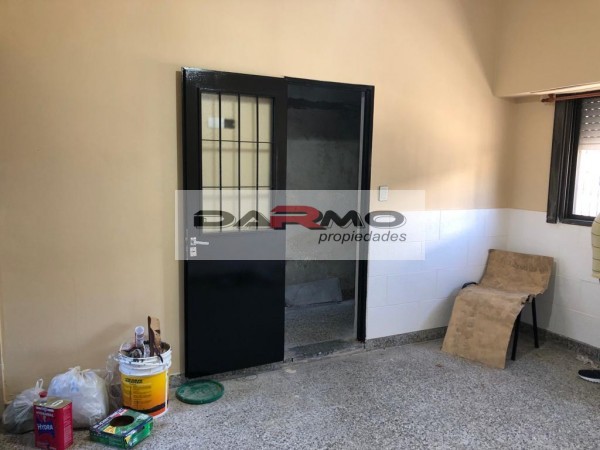 PH 3 Amplios Ambientes en alquiler Al Frente con Patio Todo en Planta Baja - Villa Lugano