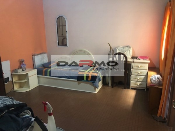 CASA 4 AMBIENTES CON GARAJE EN VILLA LUGANO