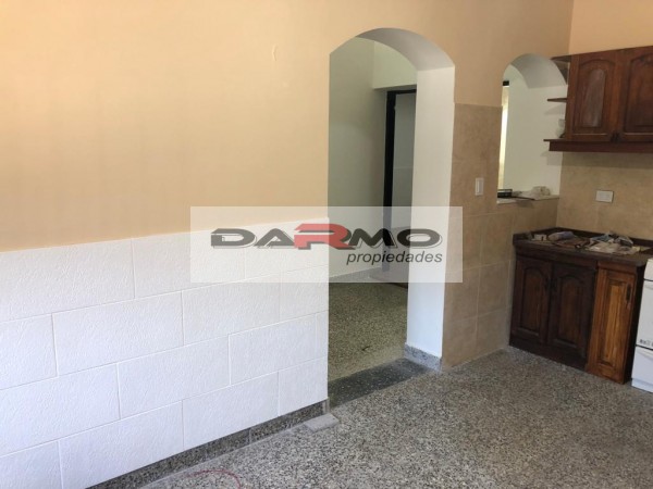 PH 3 Amplios Ambientes en alquiler Al Frente con Patio Todo en Planta Baja - Villa Lugano