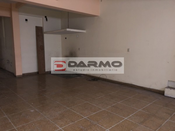REAL OPORTUNIDAD EN BALVANERA  AMPLIO LOCAL  DIAFANO DE 180 M2  APROX IDEAL SUPERMERCADO, ETC