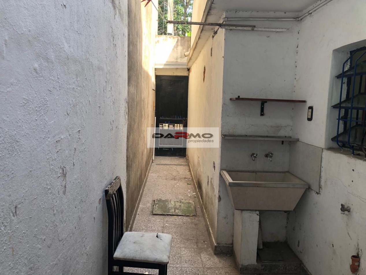 ALQUILER CASA 3 AMBIENTES CON TERRAZA EN VILLA LUGANO