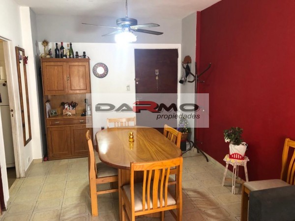 EXCELENTE DEPARTAMENTO 3 AMBIENTES CON AMPLIO PATIO EN PLANTA BAJA, SOBRE BOULEVAR RIESTRA - VILLA LUGANO