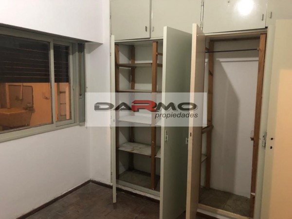 DEPARTAMENTO EN PLANTA BAJA DE 3 AMBIENTES CON GRAN PATIO CON JARDIN - VILLA LUGANO