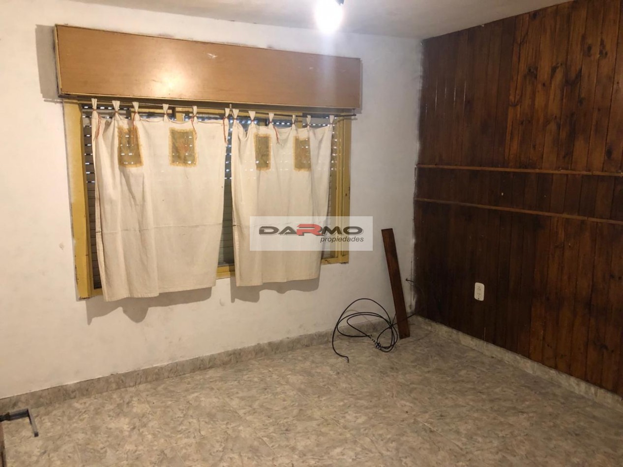 ALQUILER CASA 3 AMBIENTES CON TERRAZA EN VILLA LUGANO