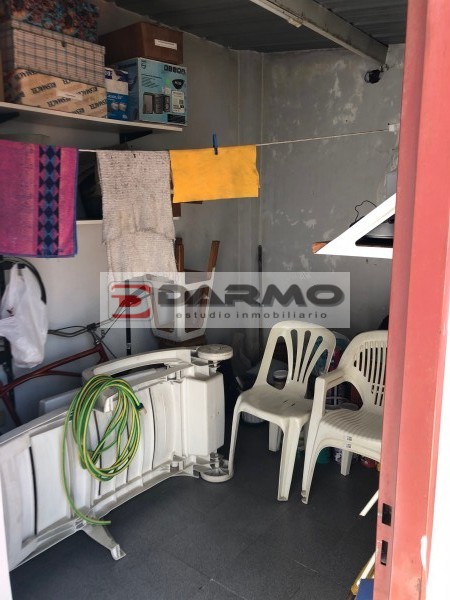EXCELENTE DEPARTAMENTO EN PLENO CENTRO COMERCIAL DE CHILAVERT 3 AMB CON BALCON Y TERRAZA PROPIA VILLA LUGANO