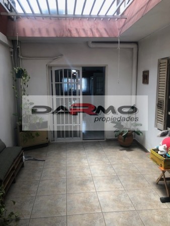 CASA 4 AMBIENTES CON GARAJE EN VILLA LUGANO