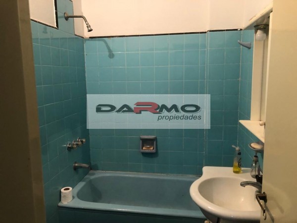 DEPARTAMENTO EN PLANTA BAJA DE 3 AMBIENTES CON GRAN PATIO CON JARDIN - VILLA LUGANO