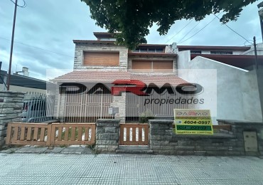 ALQUILER USO COMERCIAL CASA DE 5 AMB  VILLA LUGANO